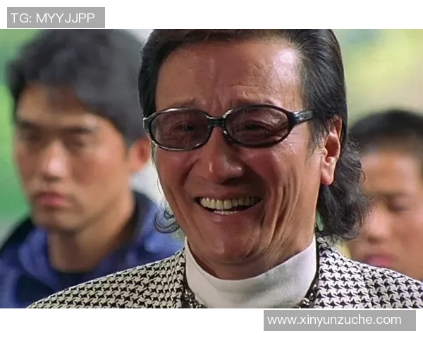 少林足球星哥与达叔相遇展开搞笑对决引发全场爆笑趣事